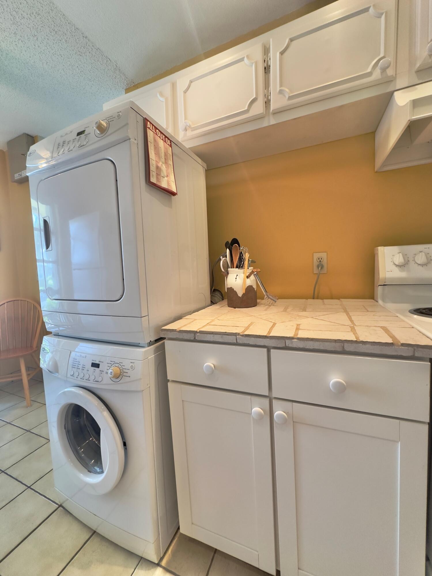 1121 BOXWOOD Drive # C — Photo 5
