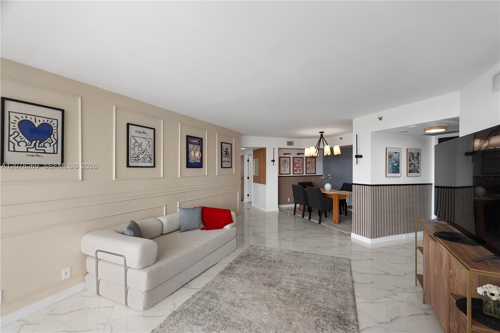 1000 W Island Blvd # 2803 — Photo 5