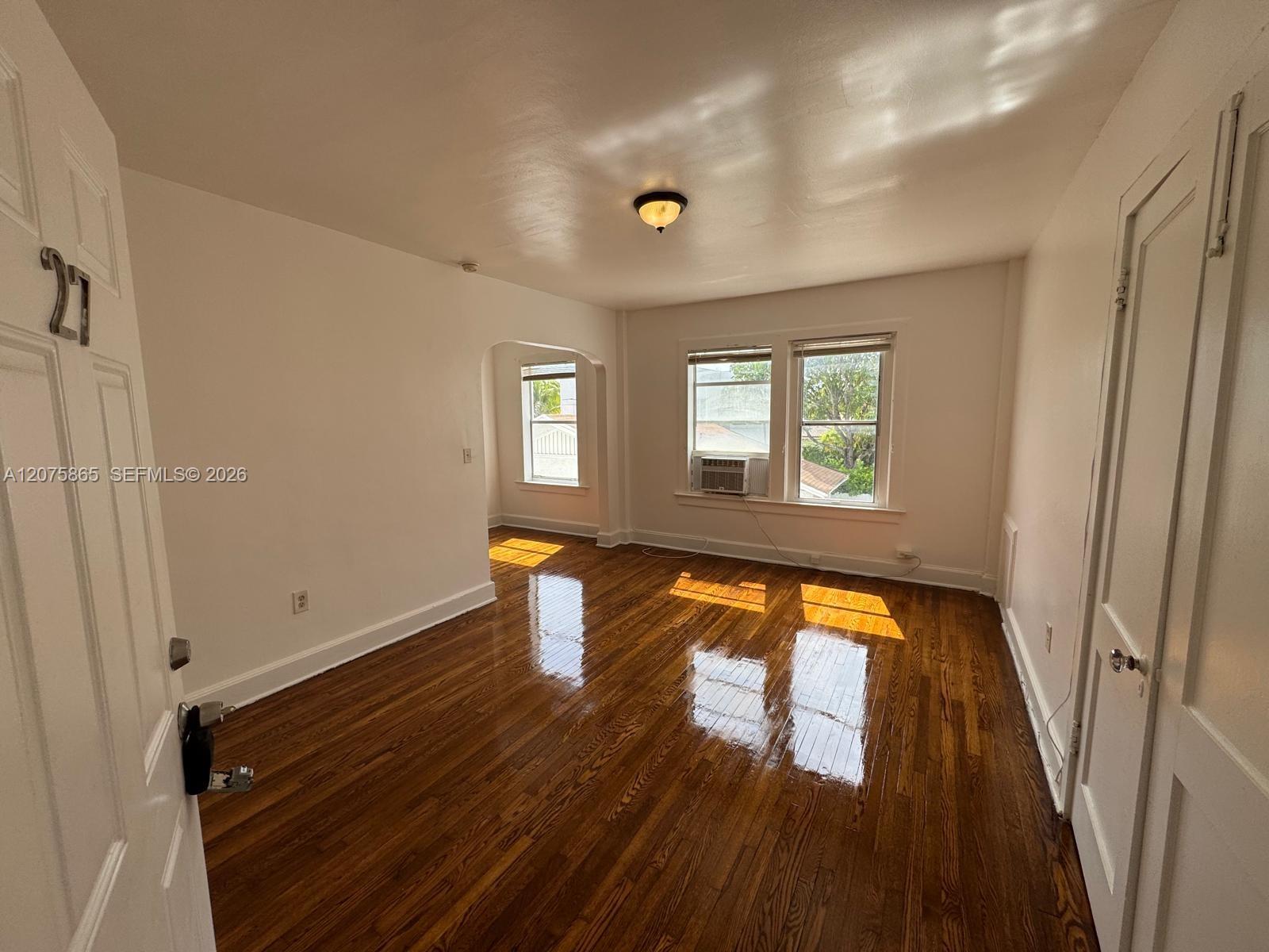 177 NE 50th St # 27 — Photo 2
