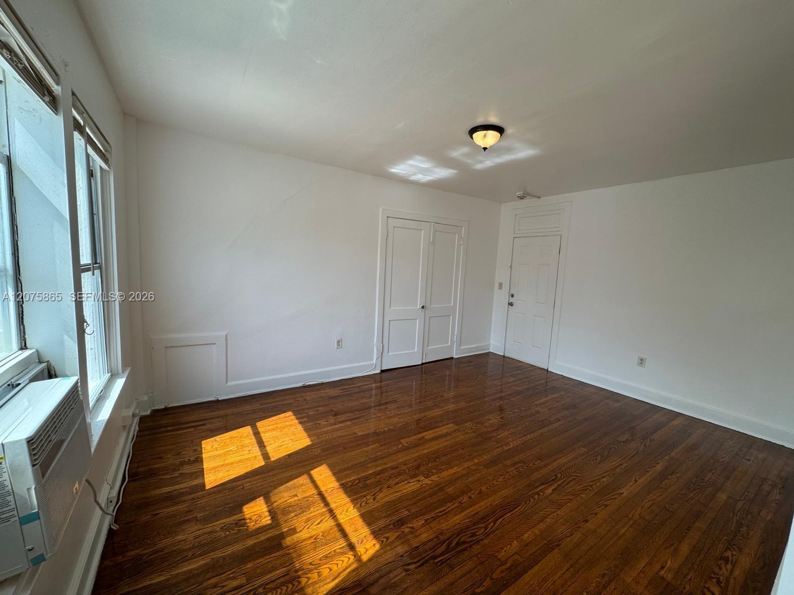 177 NE 50th St # 27 — Photo 4