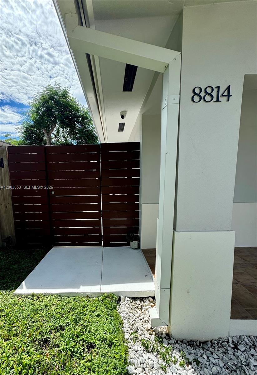 8814 SW 126th Ter — Photo 5