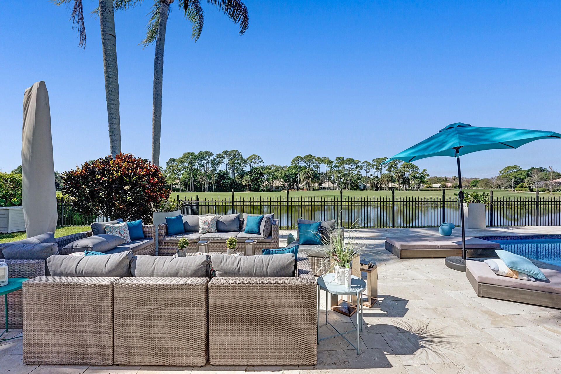 21 Marlwood Lane, Palm Beach Gardens FL 33418