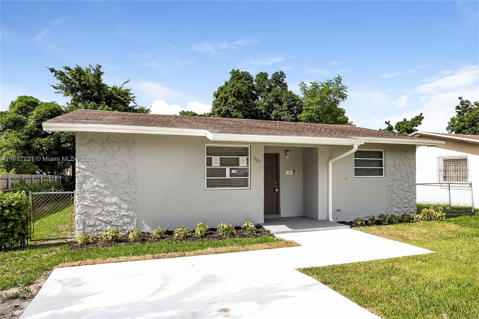 381 NE 164th St # 0, Miami FL 33162