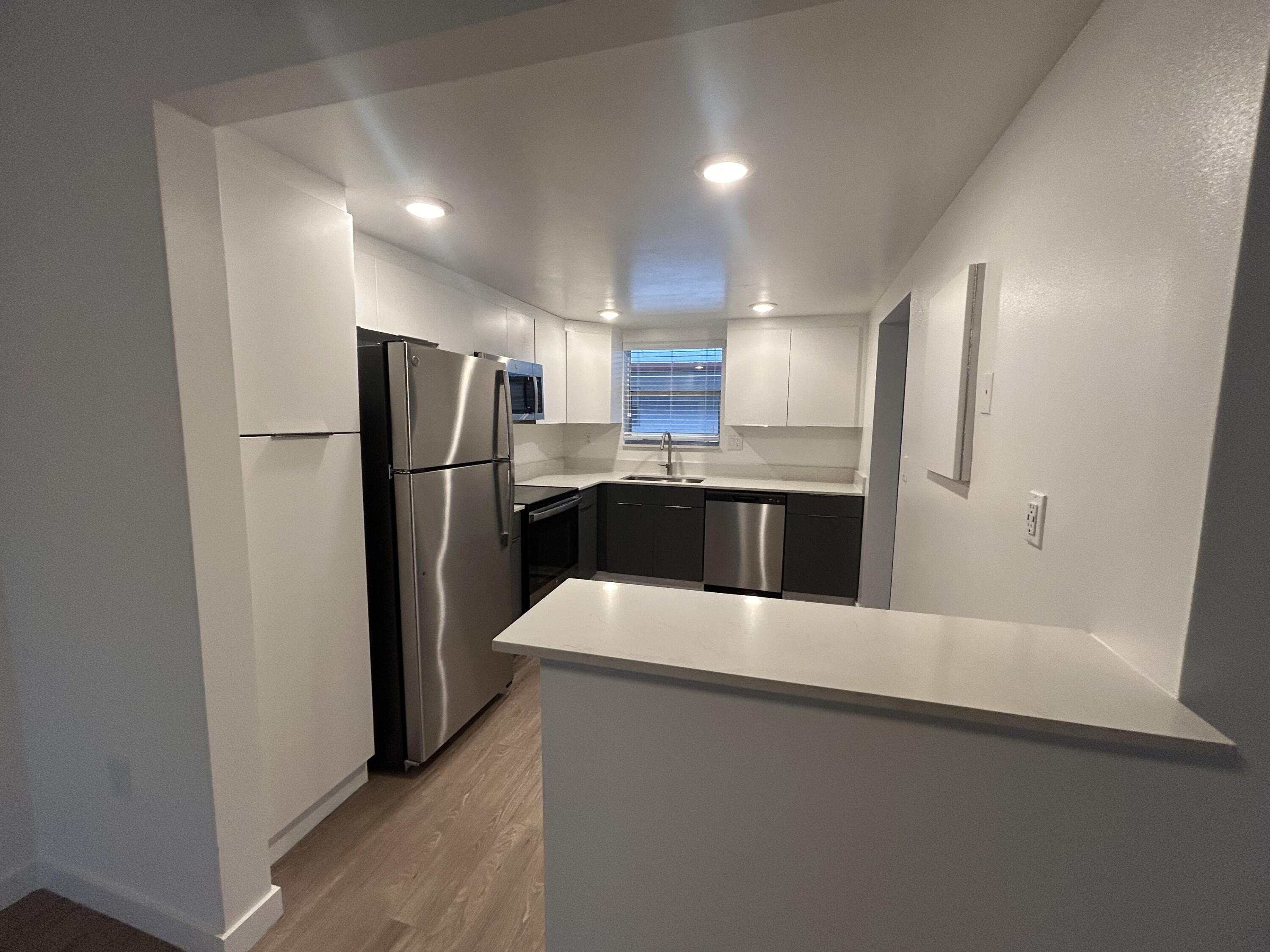 4108 N Pine Island Road — Photo 4