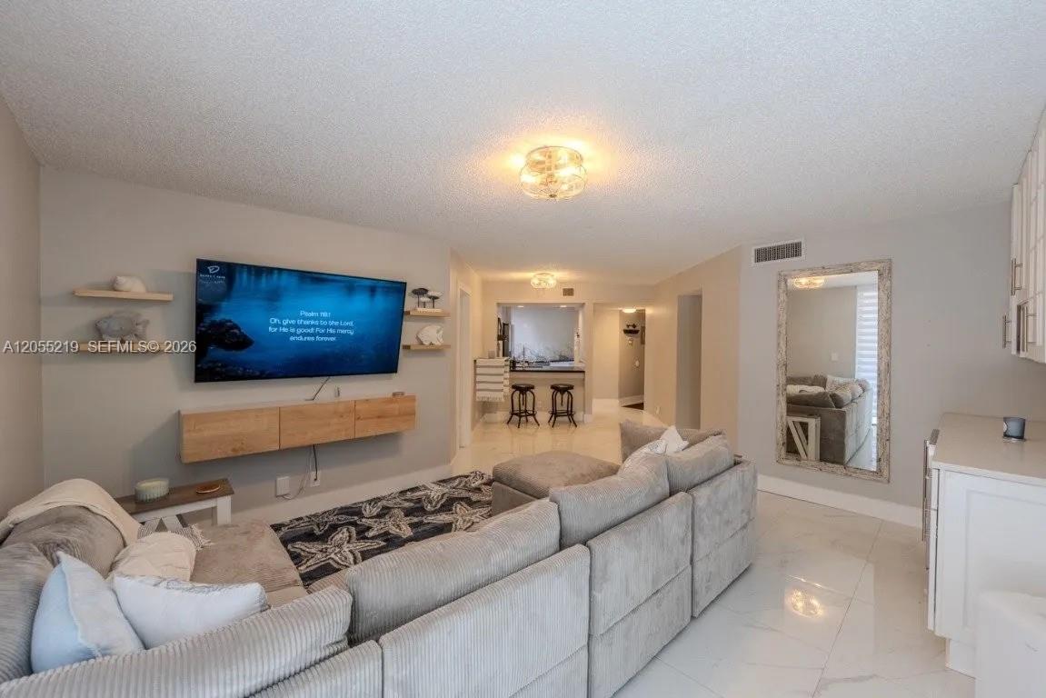 10451 W Broward Blvd # 201, Plantation FL 33324
