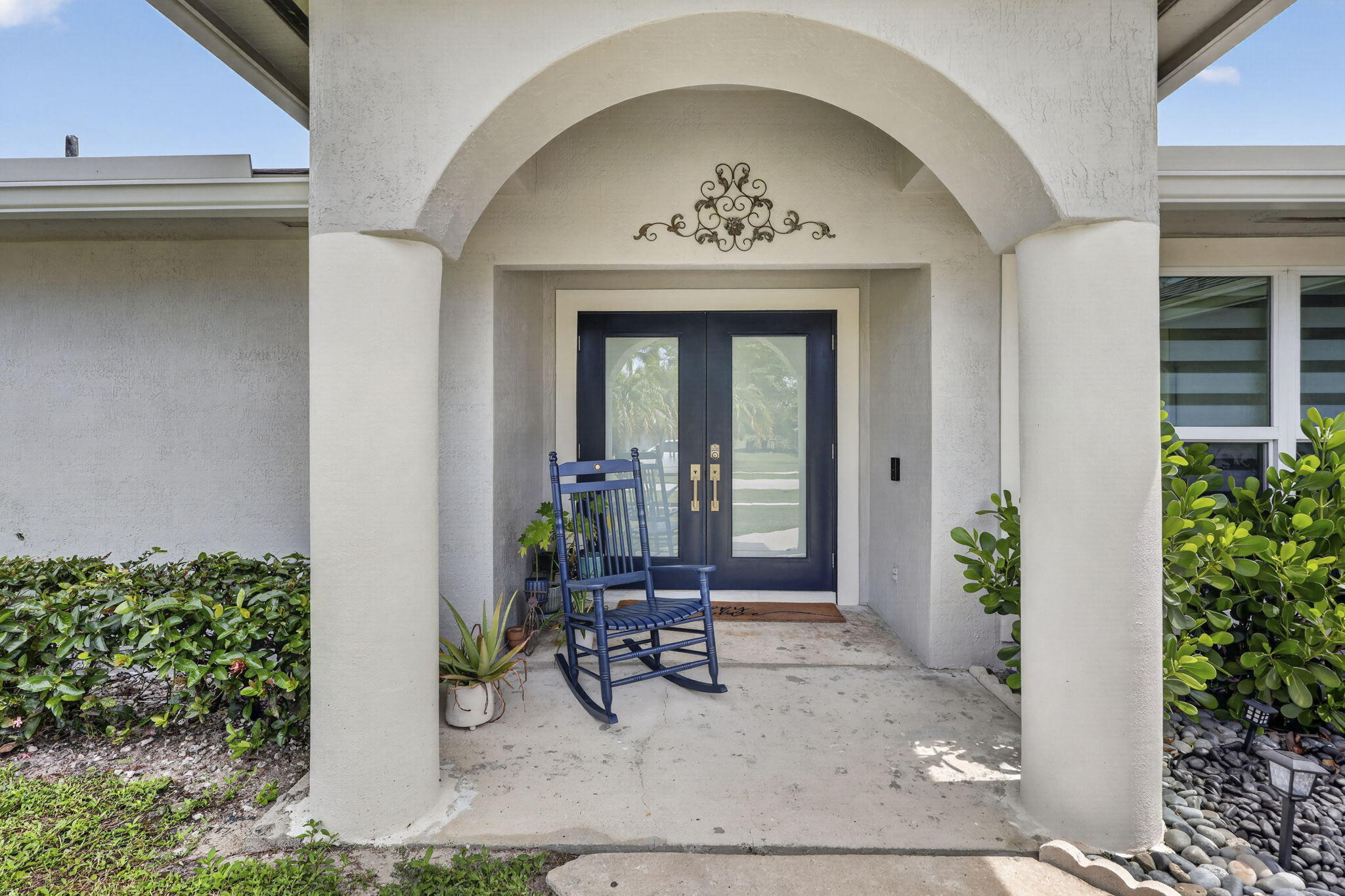 1390 PINE VALLEY Drive — Photo 2