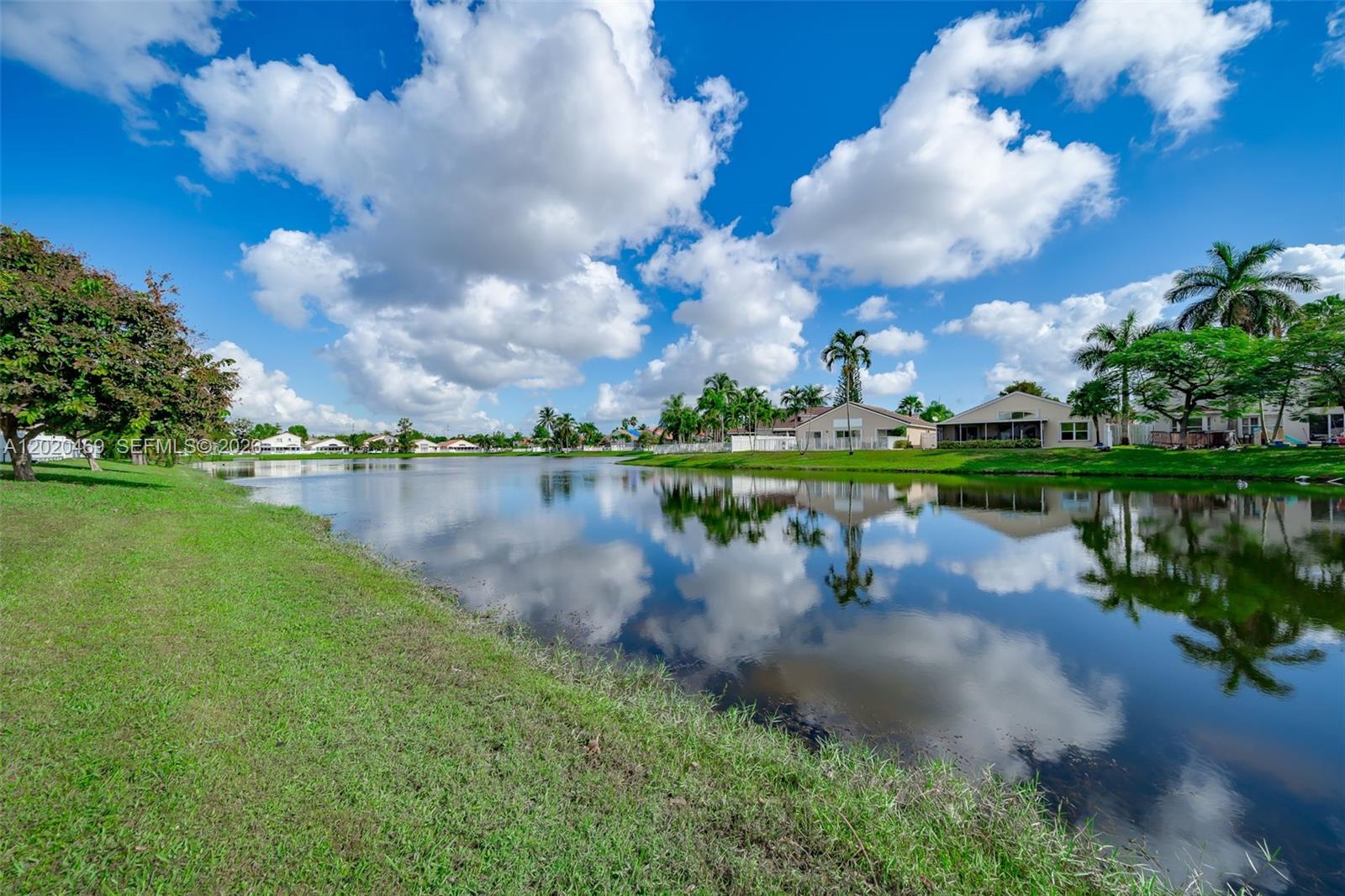 5032 SW 34th Ter, Hollywood FL 33312