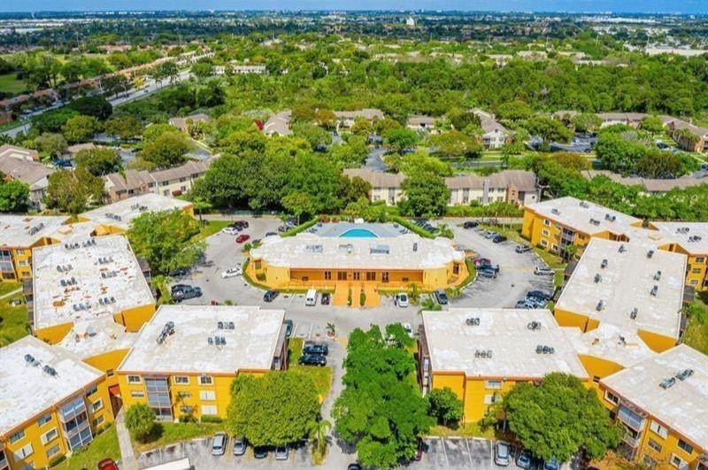 4334 NW 9th Avenue # 3B, Deerfield Beach FL 33064