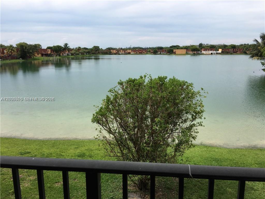 315 NW 109th Ave # 207, Miami FL 33172