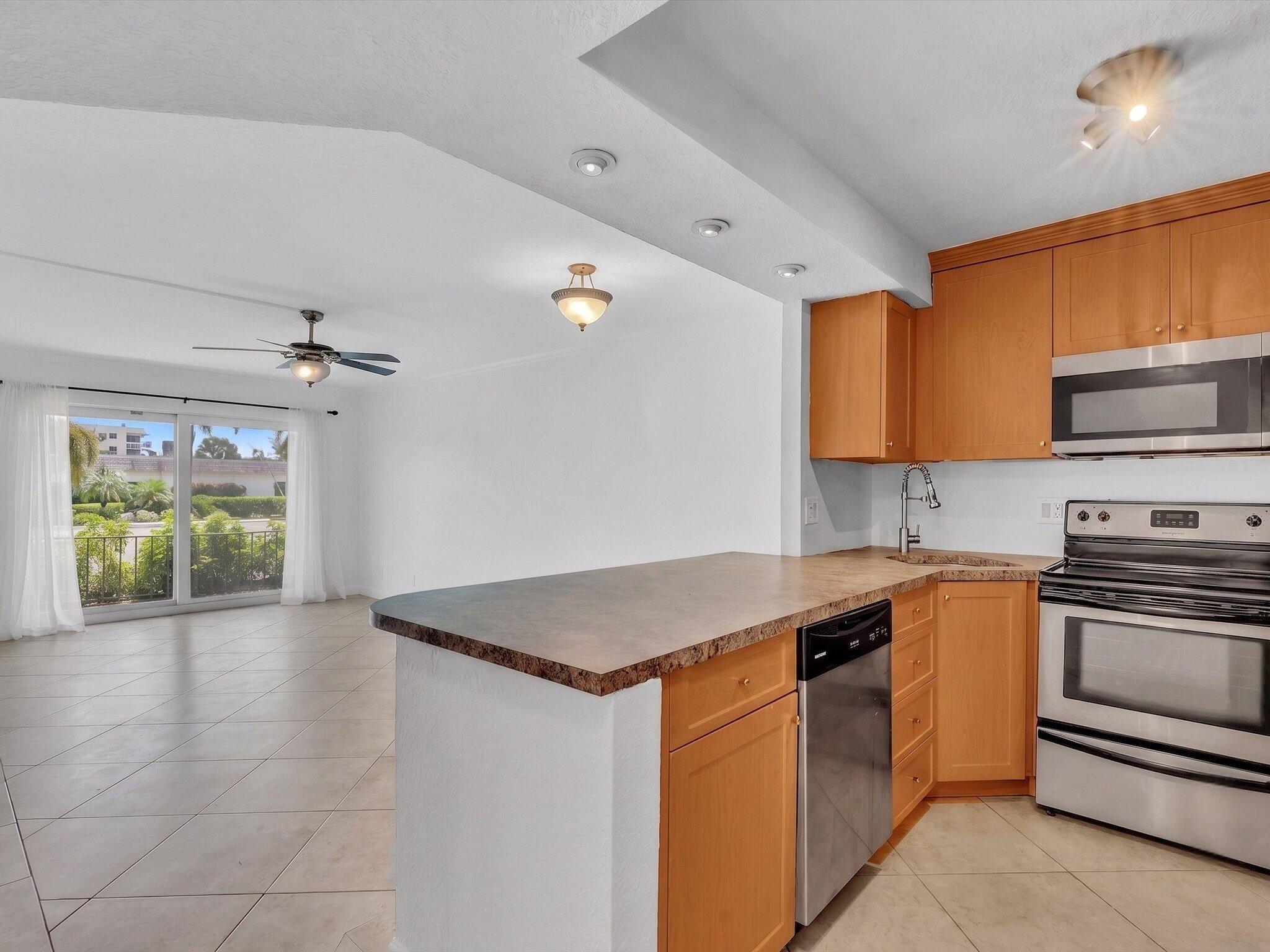 3002 NE 5th Terrace # B, Wilton Manors FL 33334