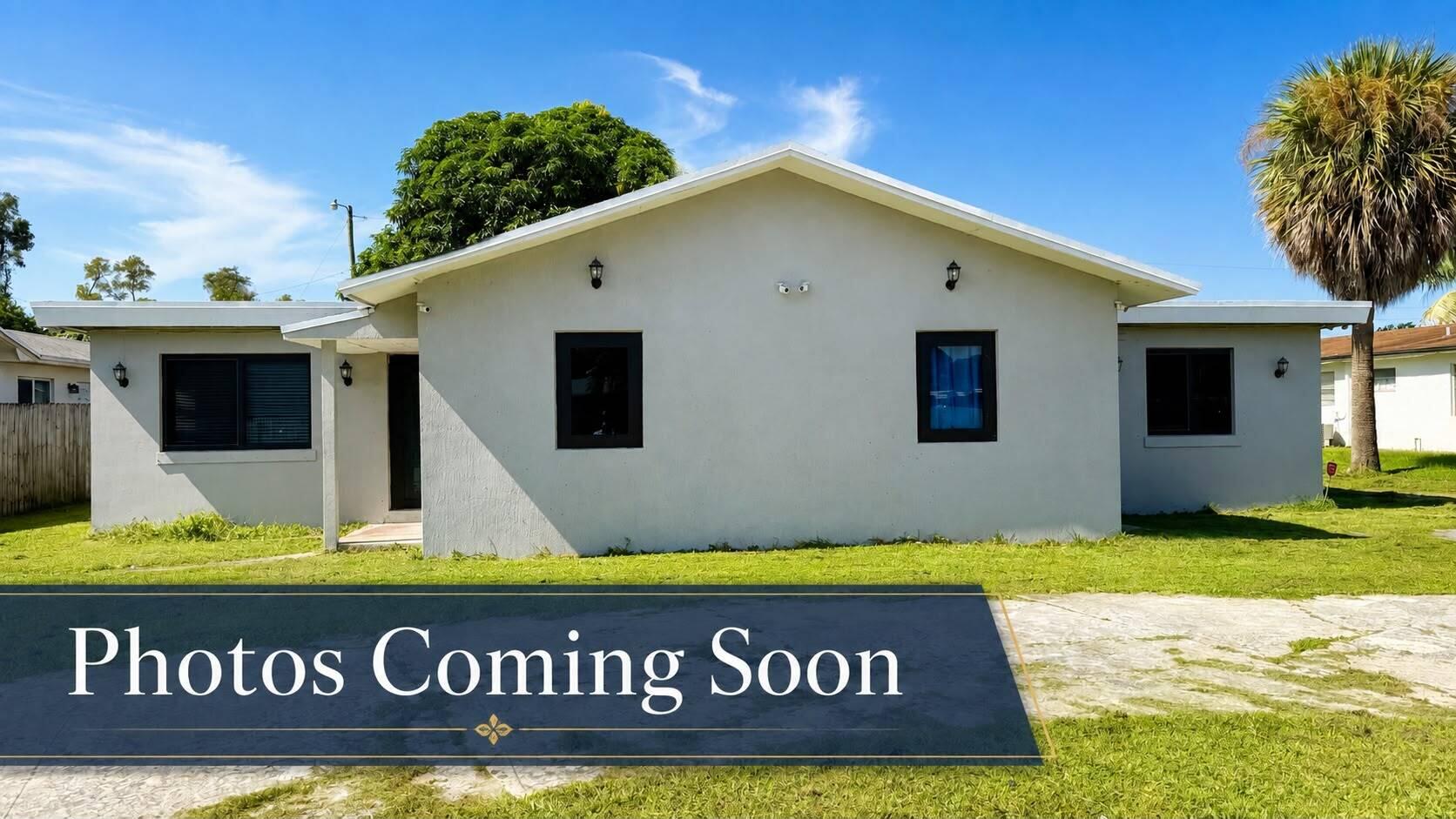 4727 Myrtle Lane, West Palm Beach FL 33417