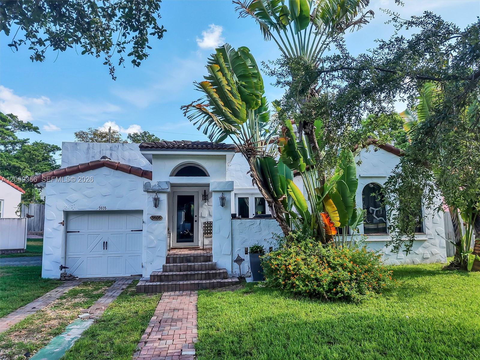 3605 SW 18th Ter — Photo 3
