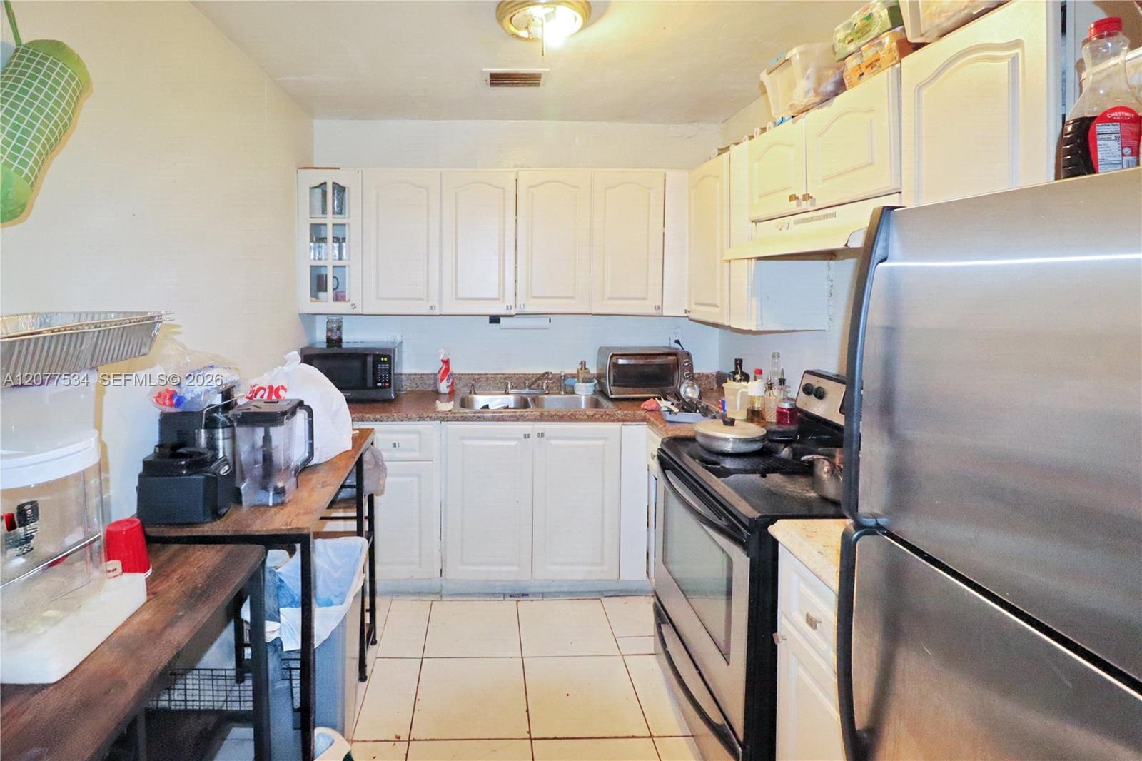 12040 NW 1st Ct — Photo 5