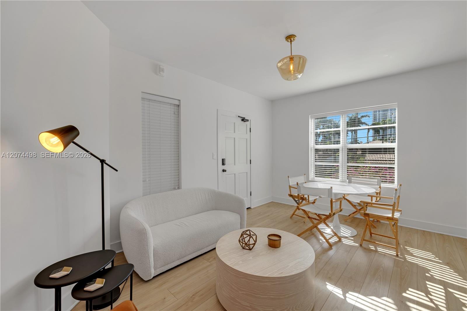 4812 Pine Tree Dr # 209 — Photo 2