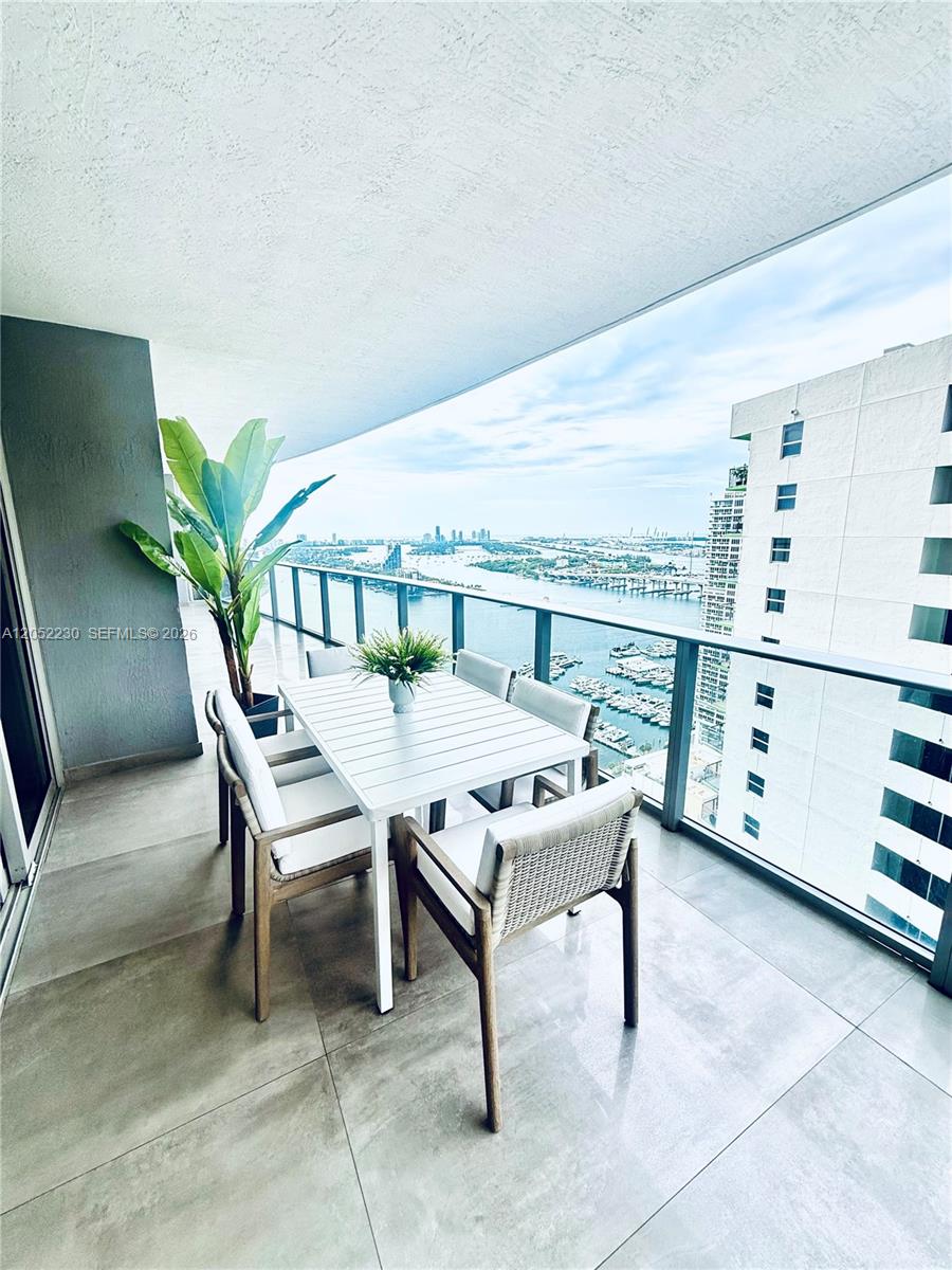 488 NE 18th St # 3210, Miami FL 33132