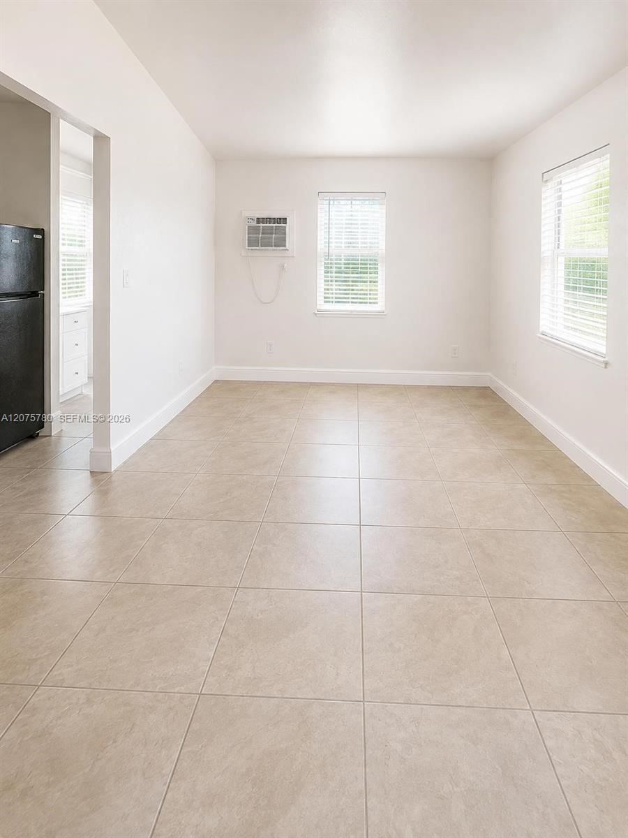 633 Mokena Dr # 1 — Photo 2