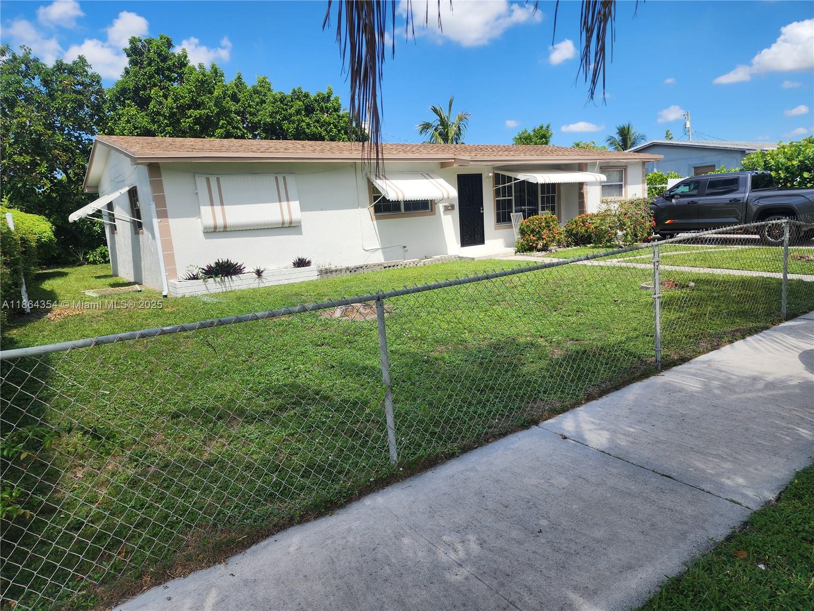 17200 NW 11th Ave, Miami Gardens FL 33169