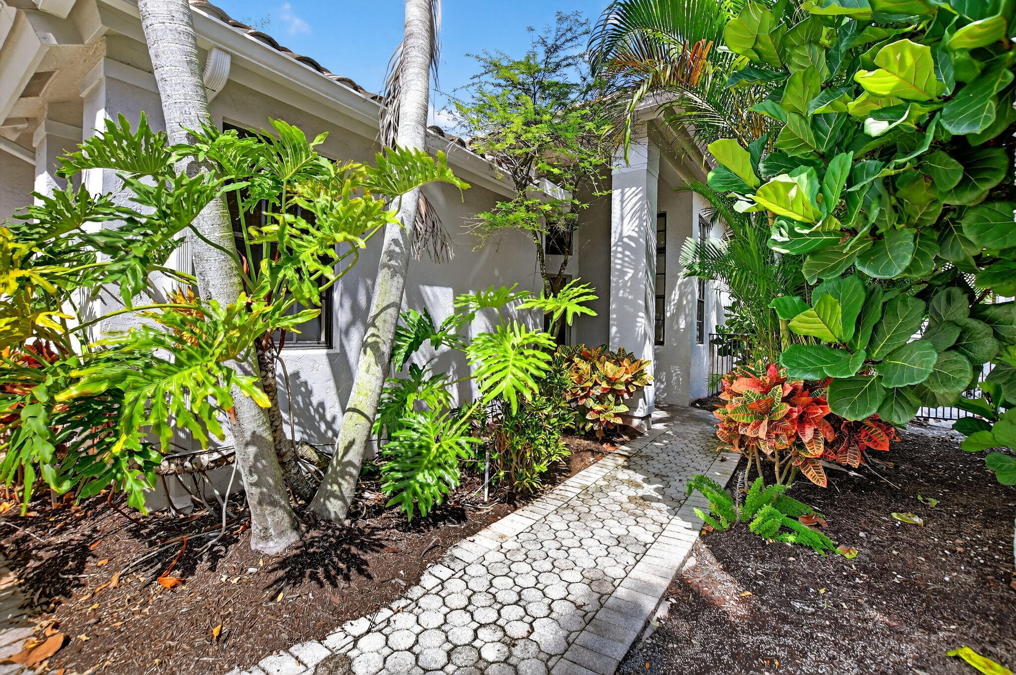 6301 NW 25th Way — Photo 3