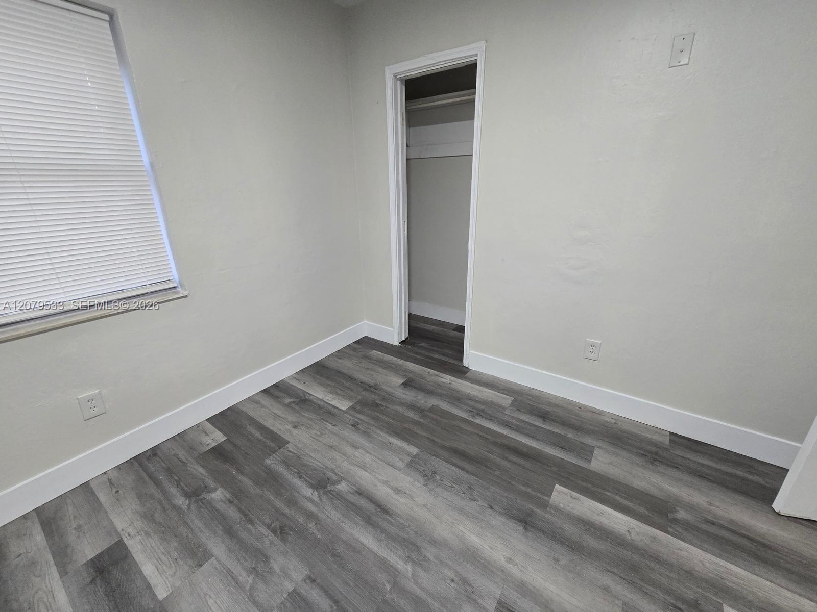 2431 NW 9th St — Photo 3