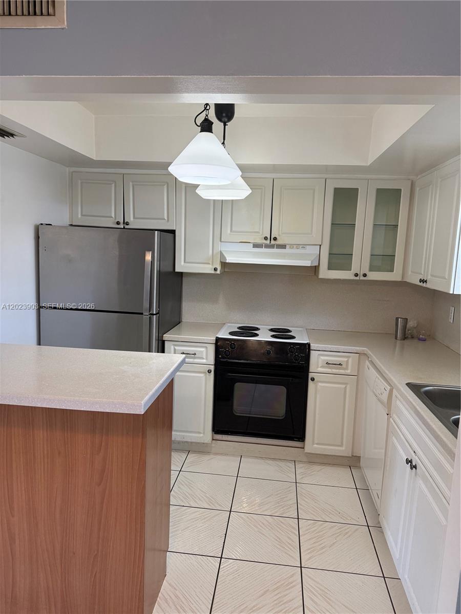 3525 Polk St # 7 — Photo 4