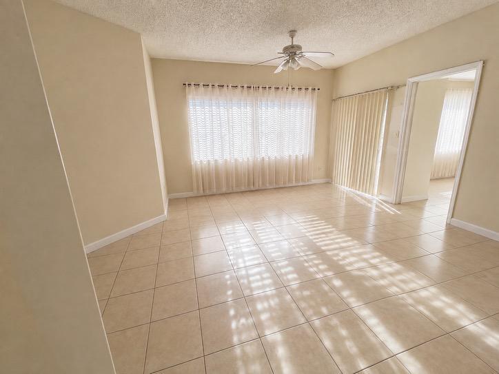 2445 SW 18TH # 406 — Photo 2