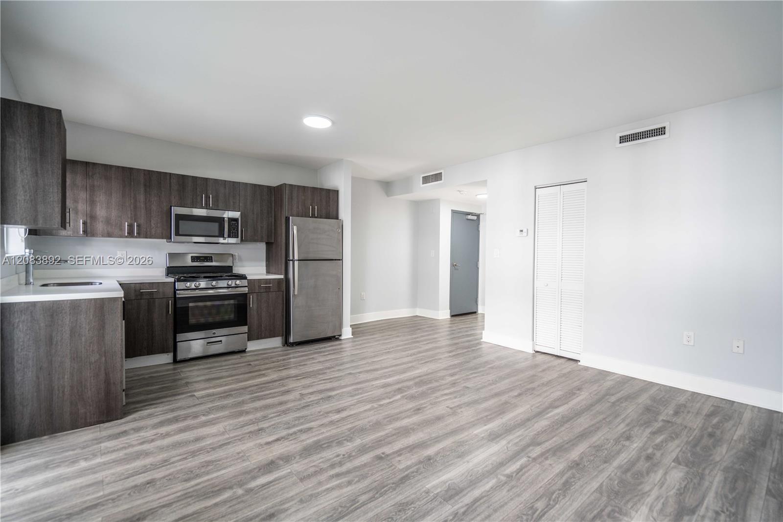 331 85th St # 10 — Photo 3