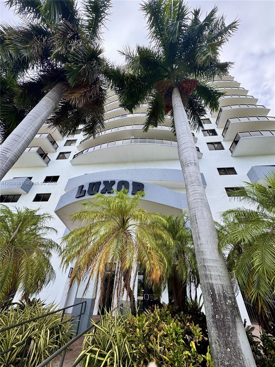 2301 SW 27th Ave # 1500, Miami FL 33145