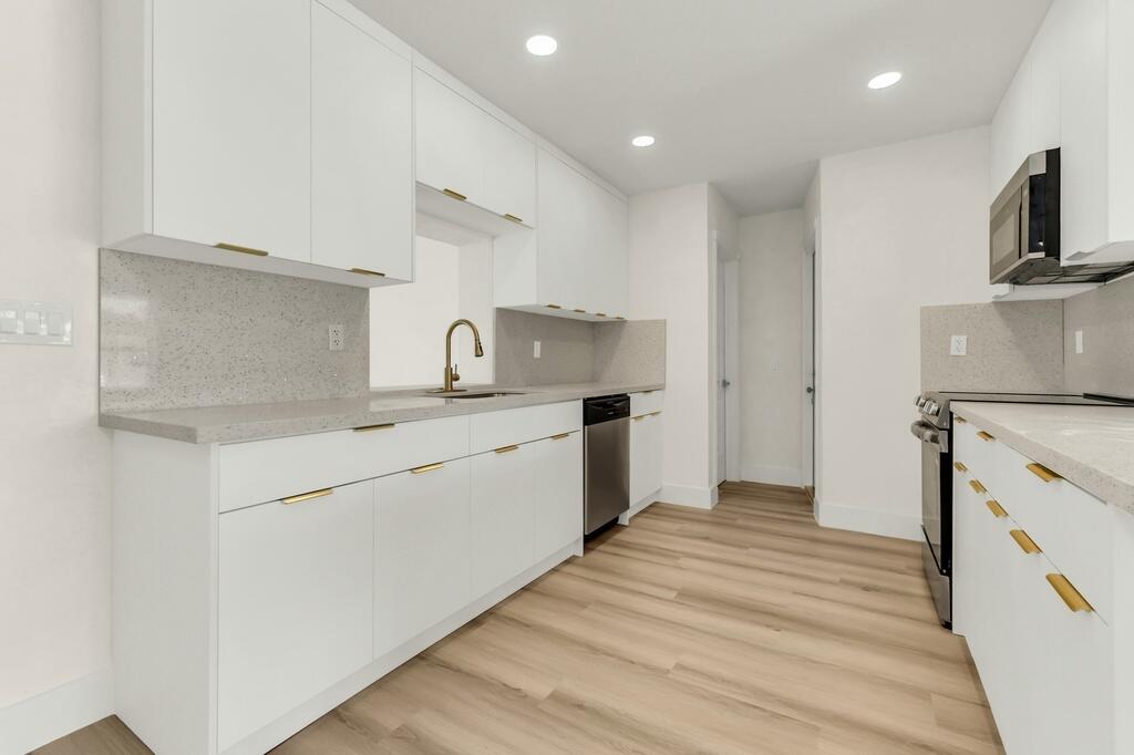 6340 Liberty Street — Photo 4