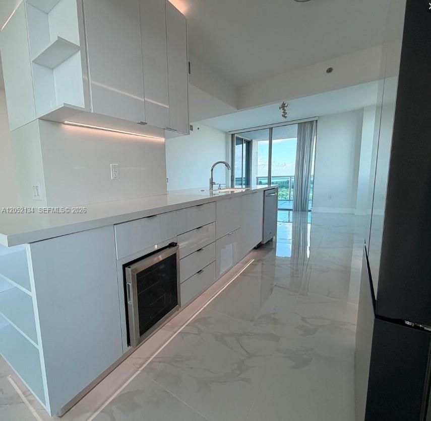 2641 N Flamingo Rd # 2208N — Photo 4