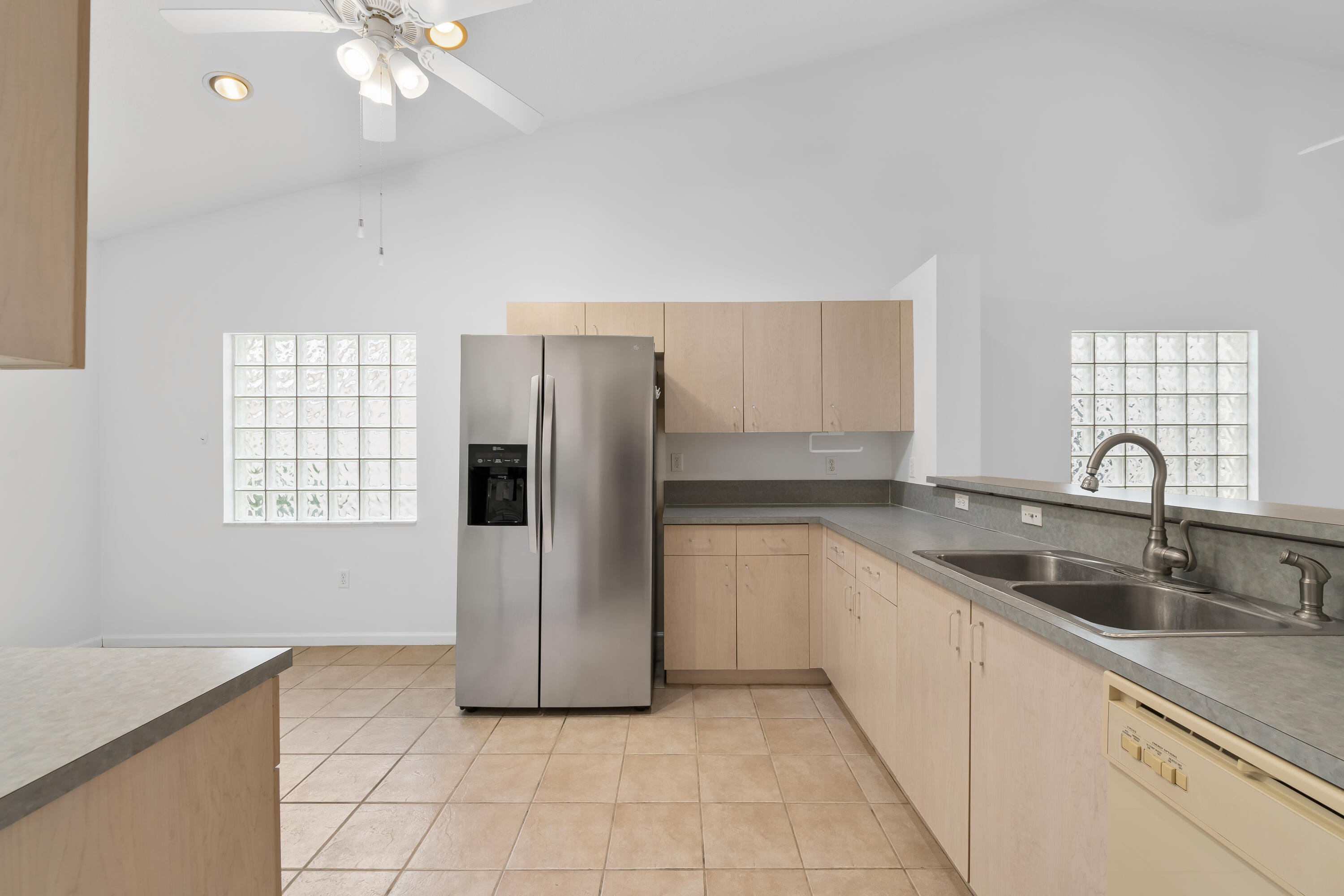 12838 HAMPTON LAKES Circle — Photo 4