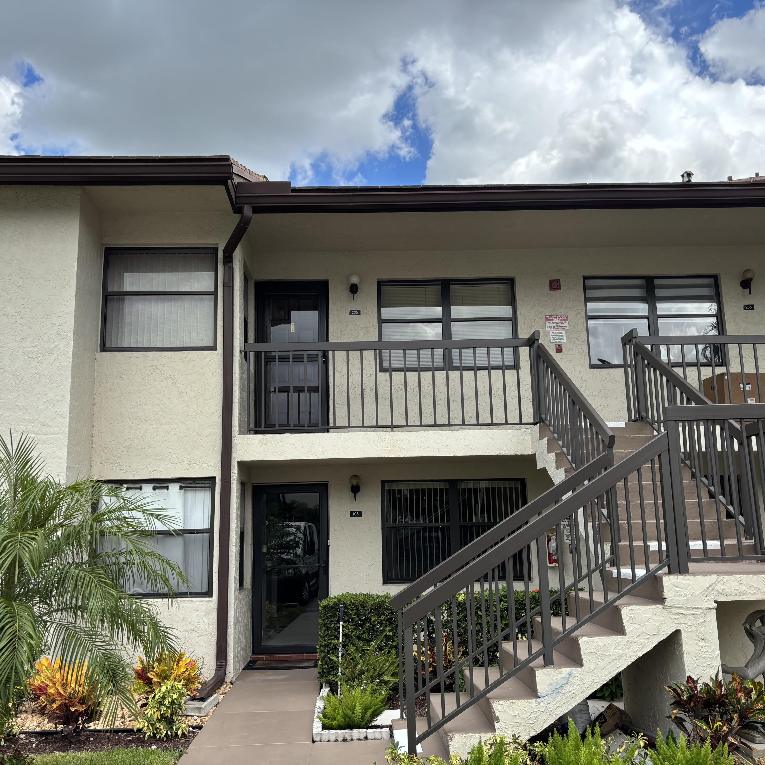 7641 Tahiti Lane # 205, Lake Worth FL 33467