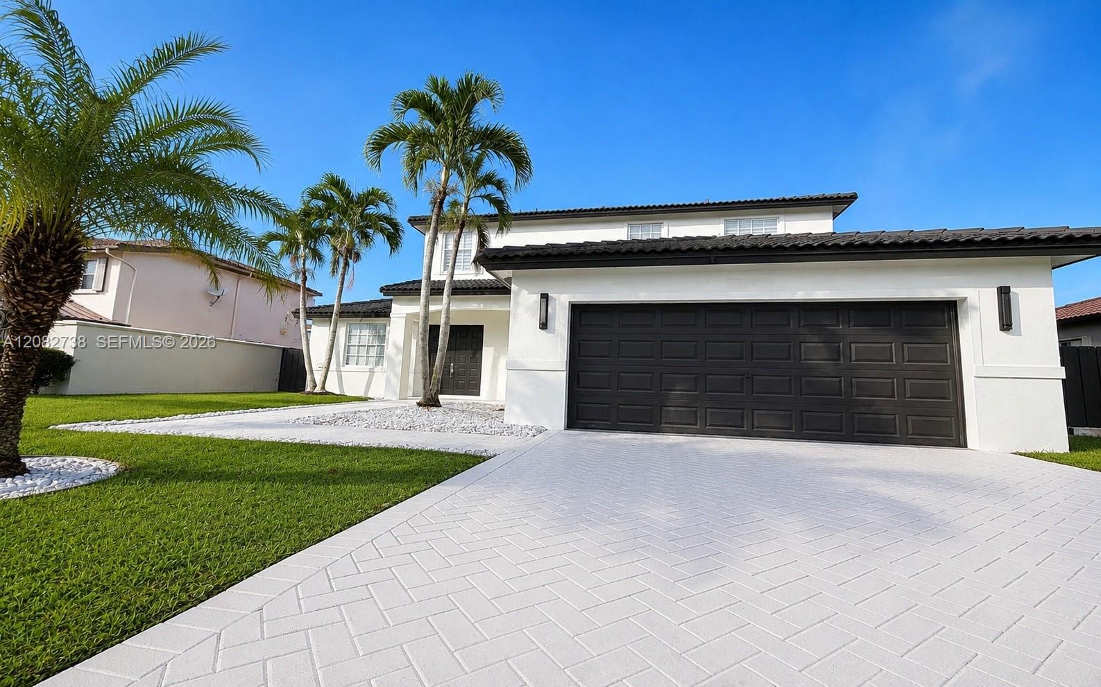 14303 SW 159th Pl — Photo 3