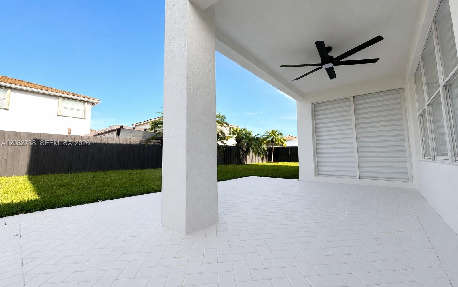 14303 SW 159th Pl — Photo 4