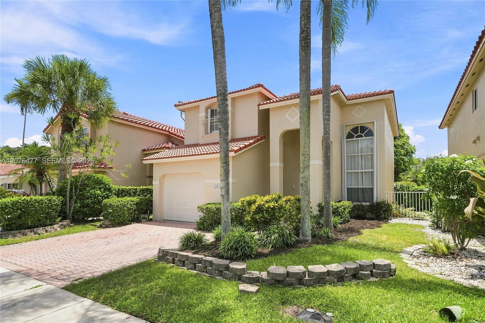 15822 SW 16th Ct — Photo 3