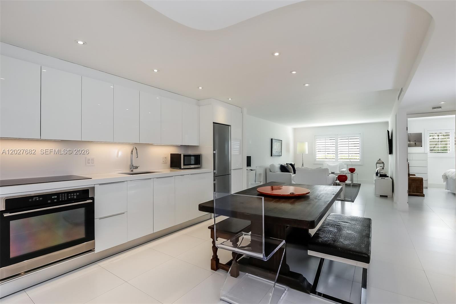 200 Galen Dr # 104, Key Biscayne FL 33149