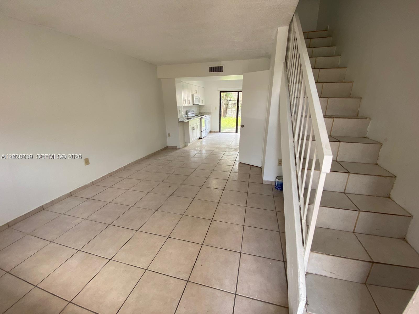 1813 SW 107th Ave # 2402 — Photo 5