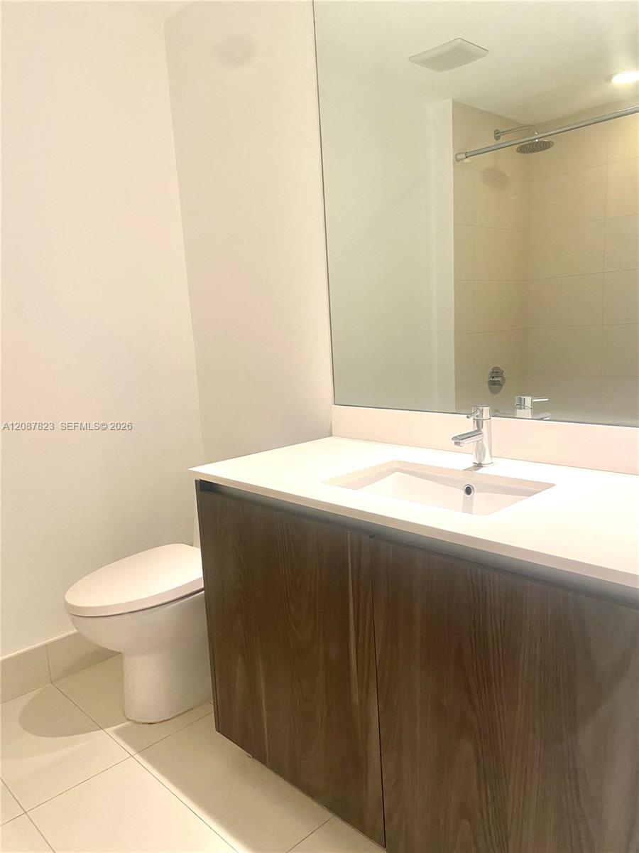 3131 NE 7th Ave # 1505 — Photo 2