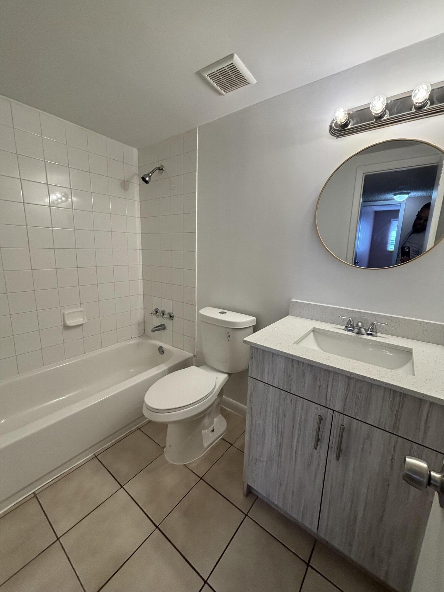 3710 NW 21st Street # 413 — Photo 4