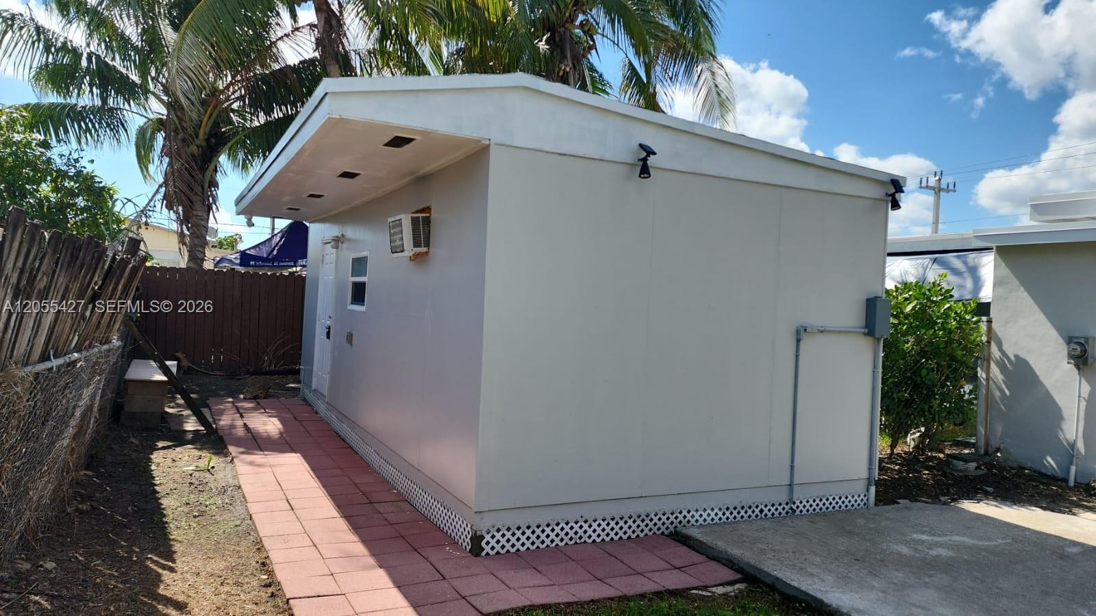 3533 SW 91st Ave # A, Miami FL 33165