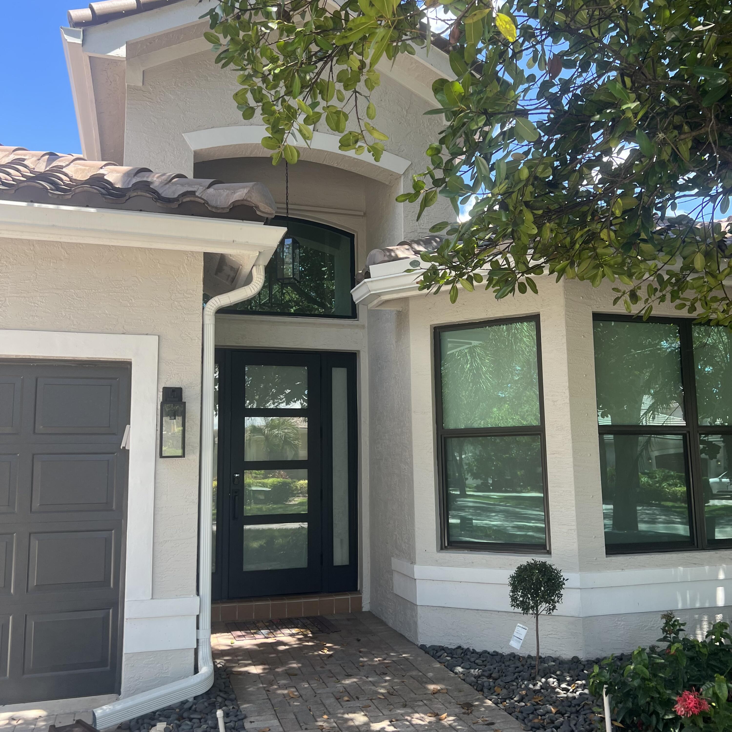 19305 SKYRIDGE Circle — Photo 4