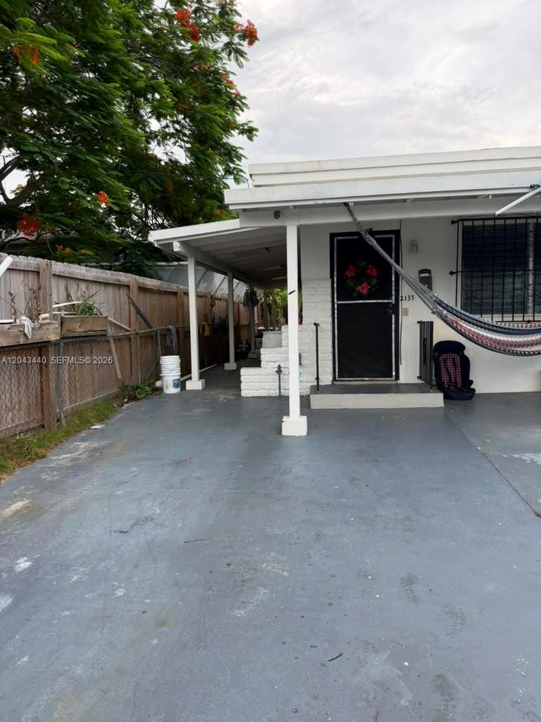 2137 NW 1st Ter # Back, Miami FL 33125