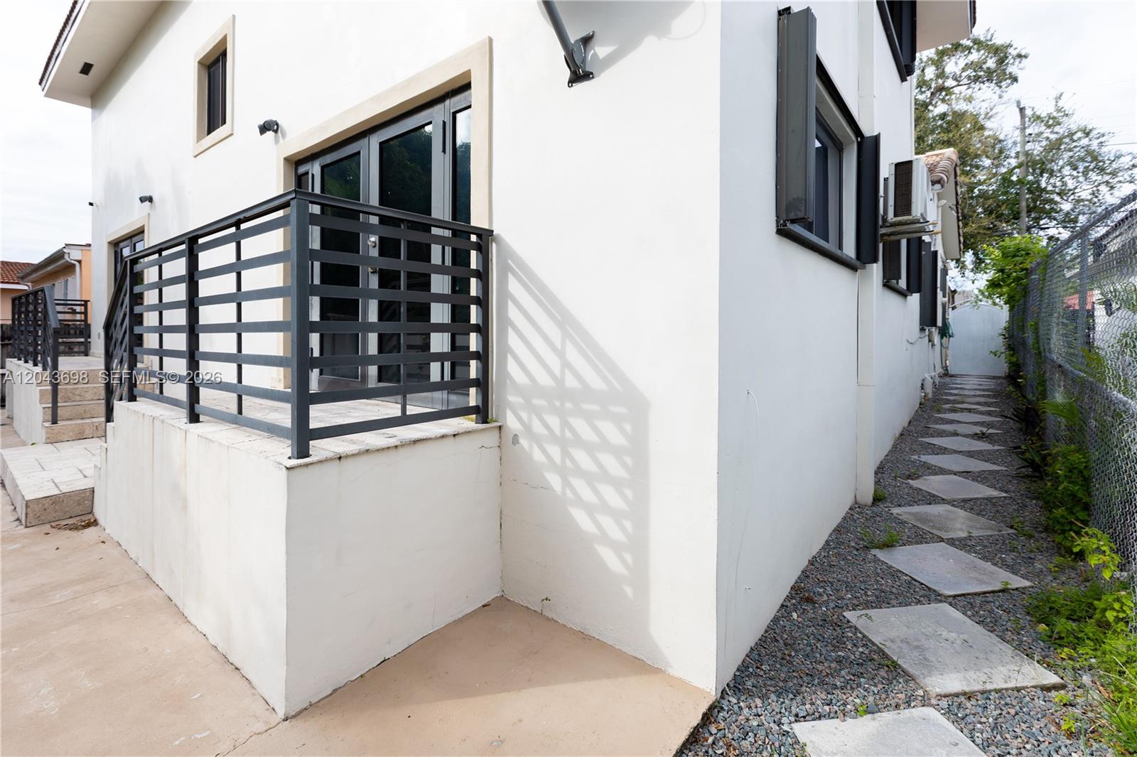 4538 SW 1st St # 3, Miami FL 33134