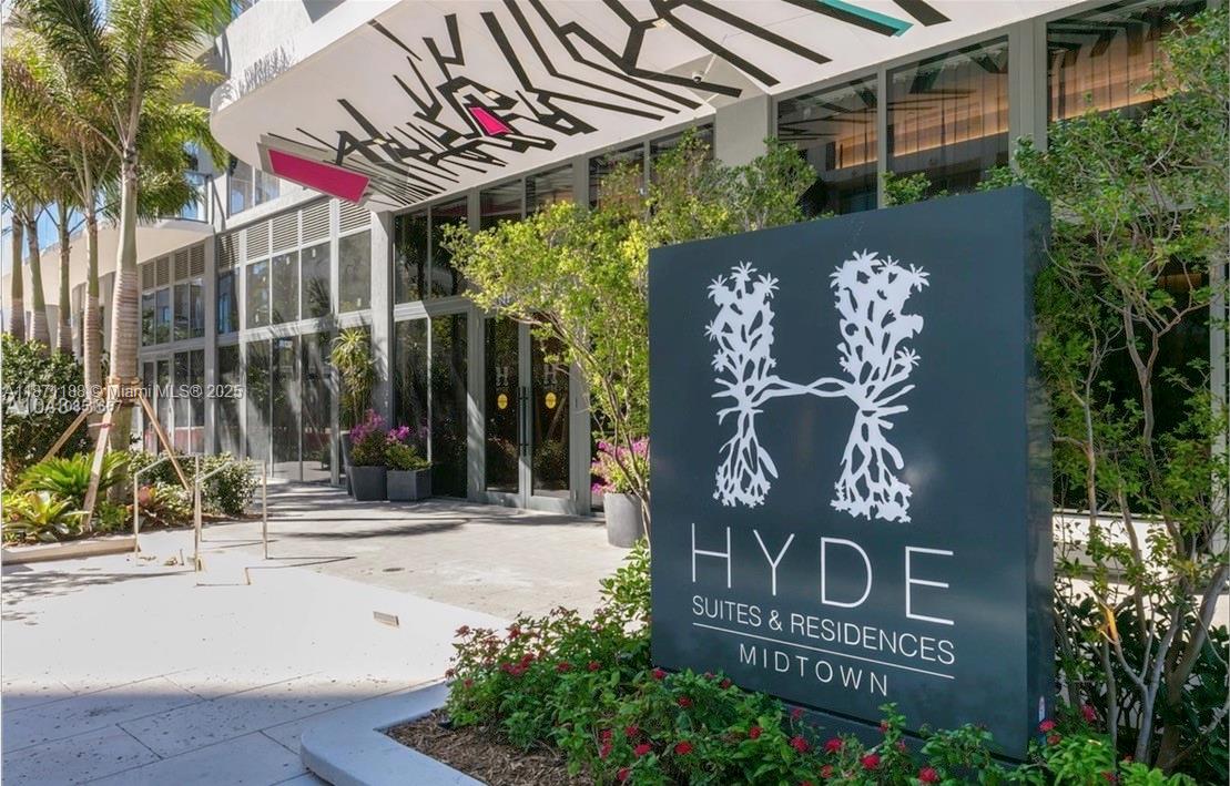 121 NE 34 ST # 901, Miami FL 33137