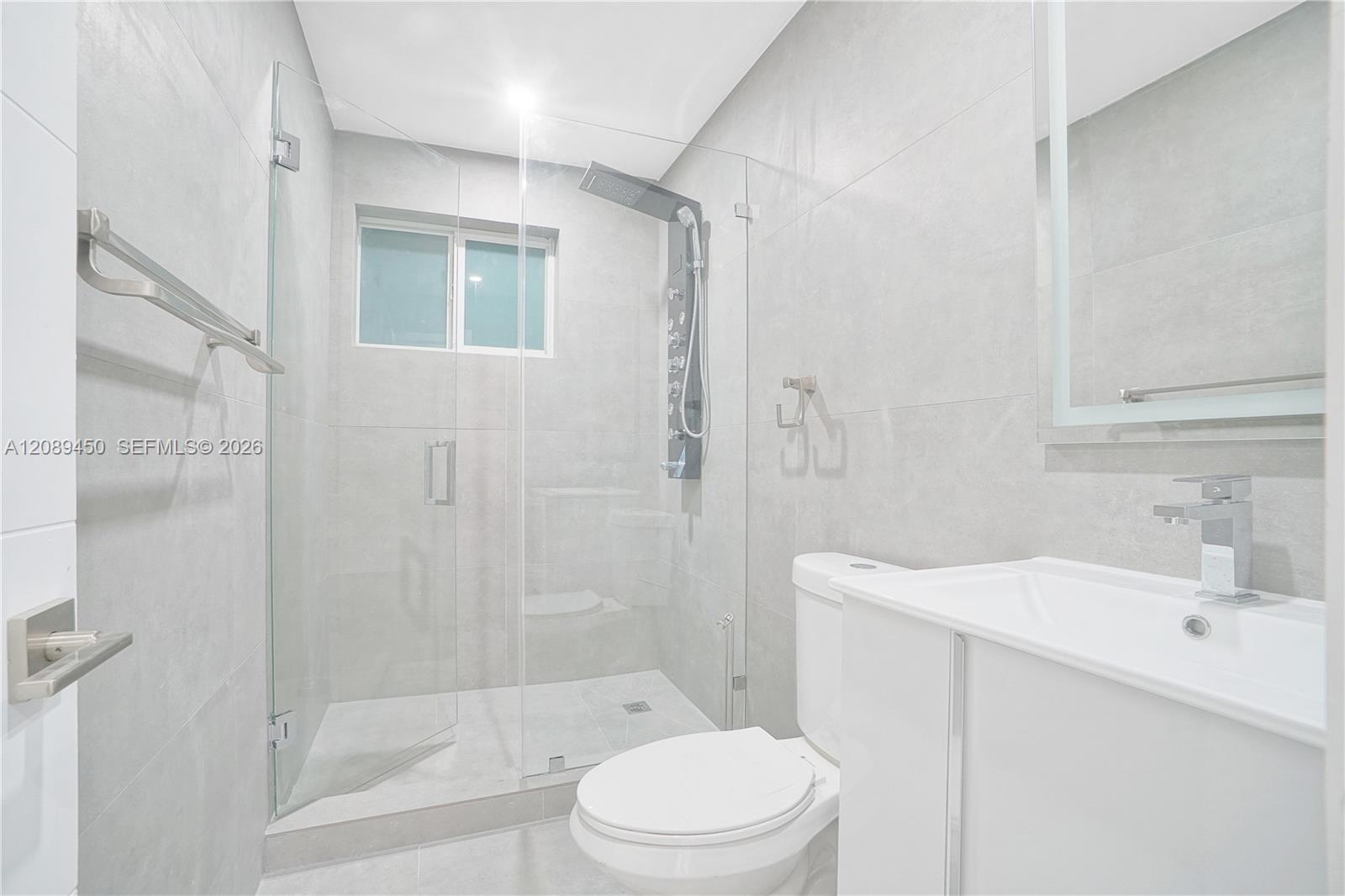 2850 SW 24th St # 2850 — Photo 3