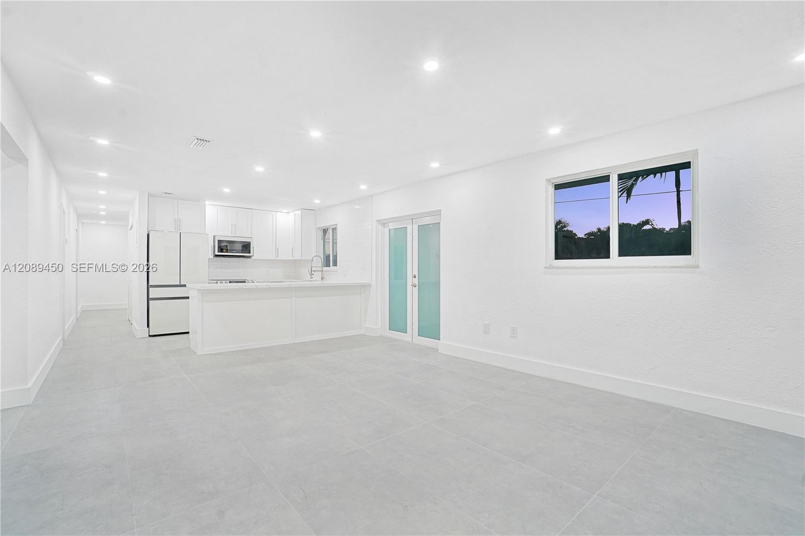 2850 SW 24th St # 2850 — Photo 5
