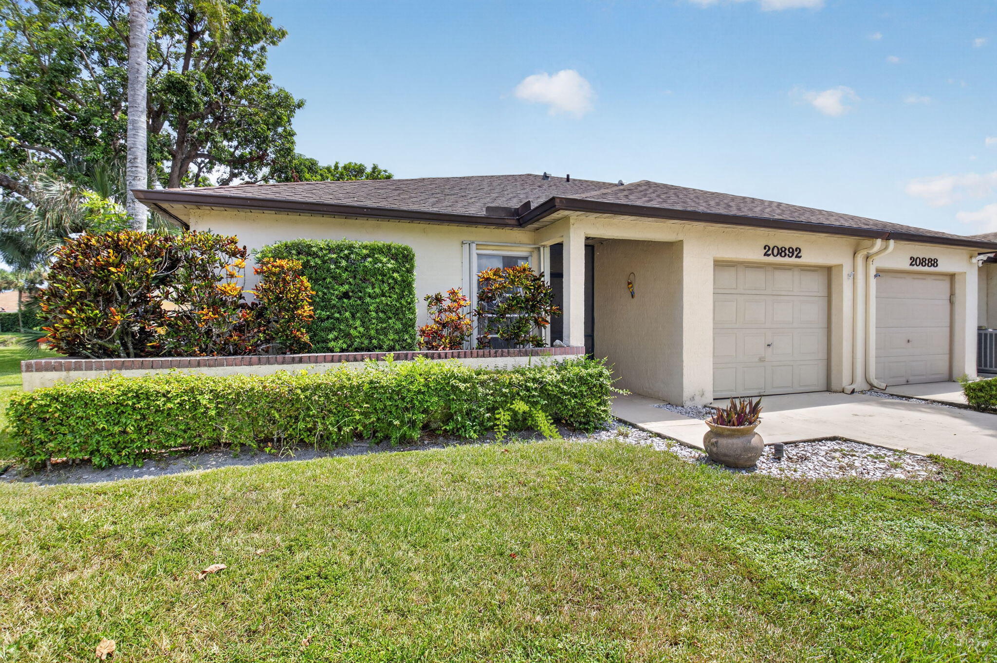 20892 Concord Green Drive E — Photo 4