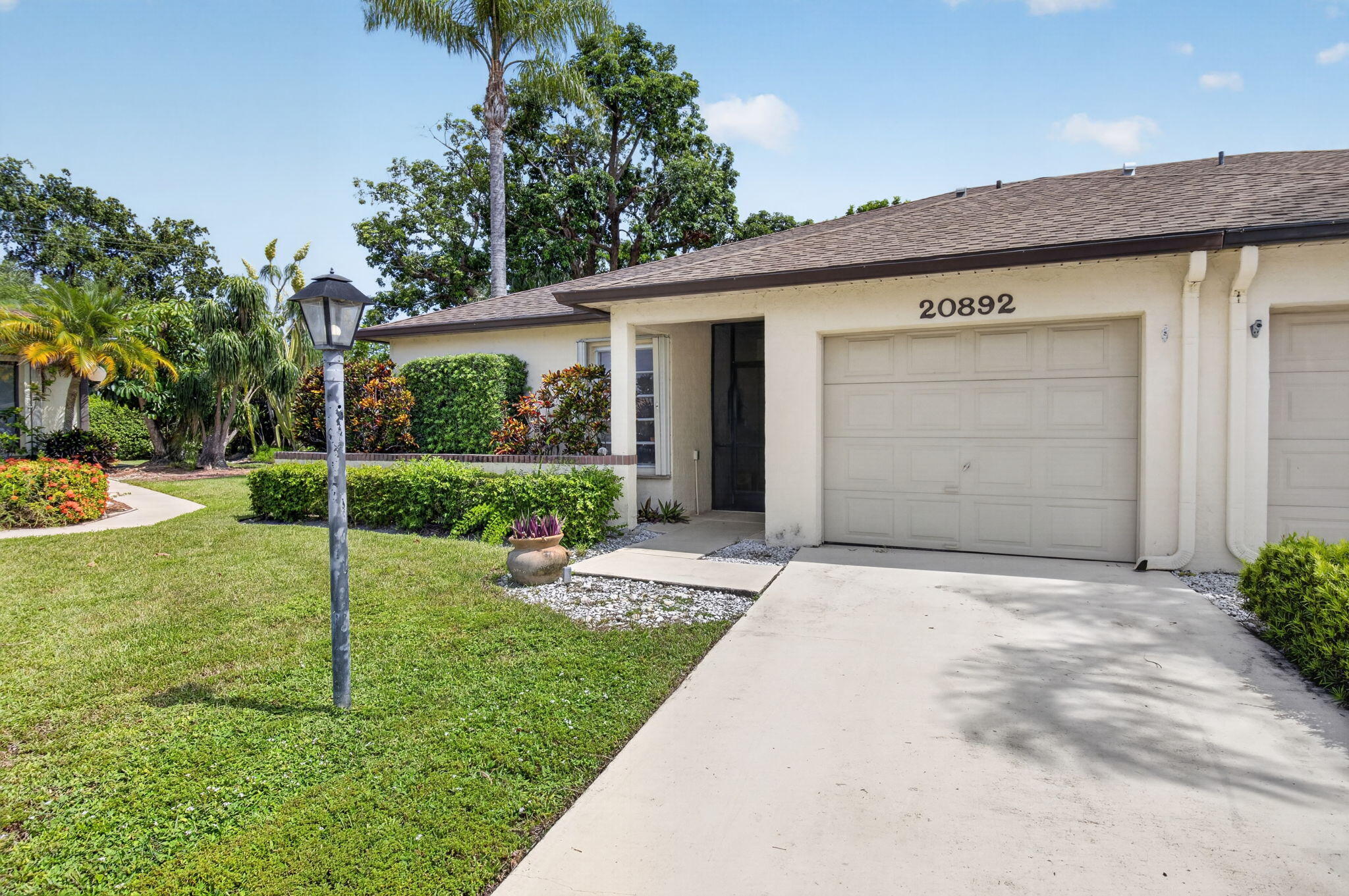 20892 Concord Green Drive E — Photo 3