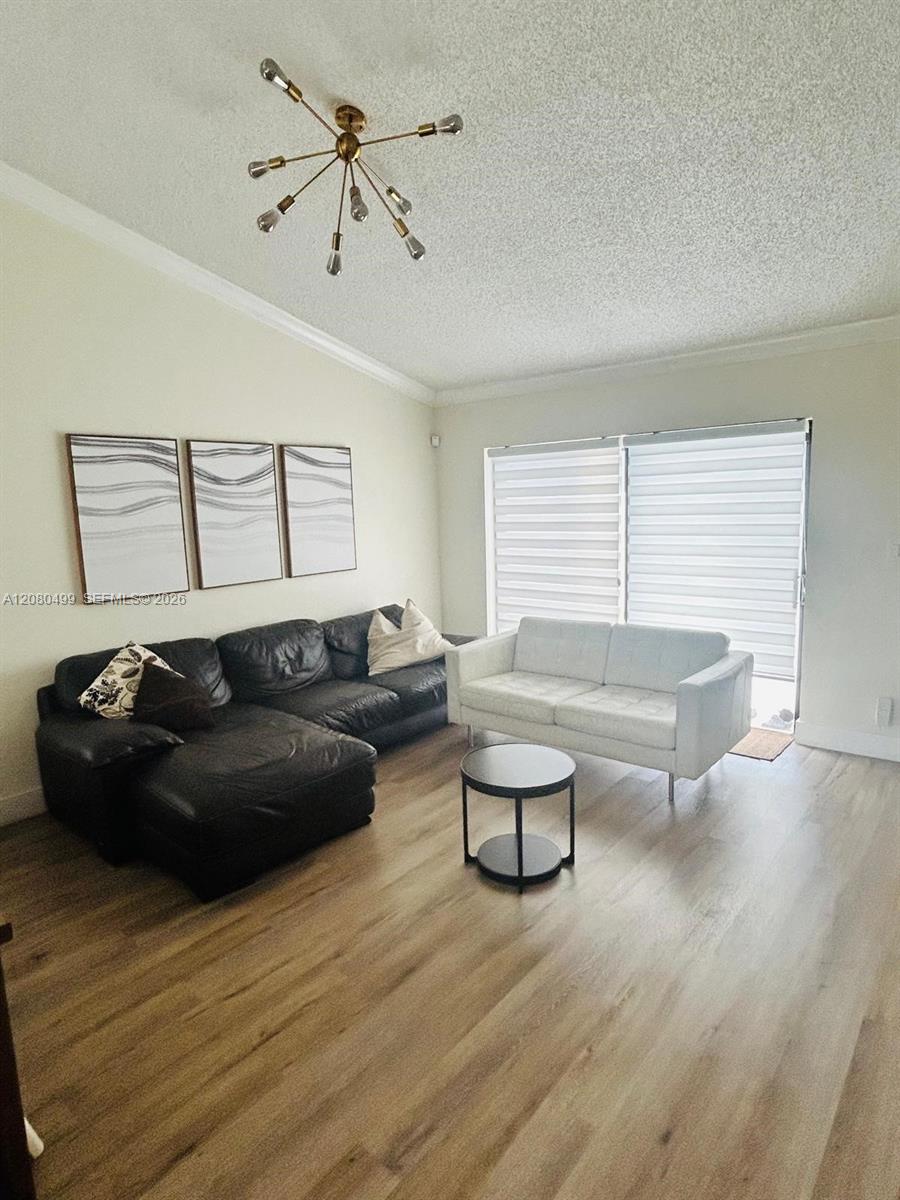 7342 NW 38th Pl — Photo 5