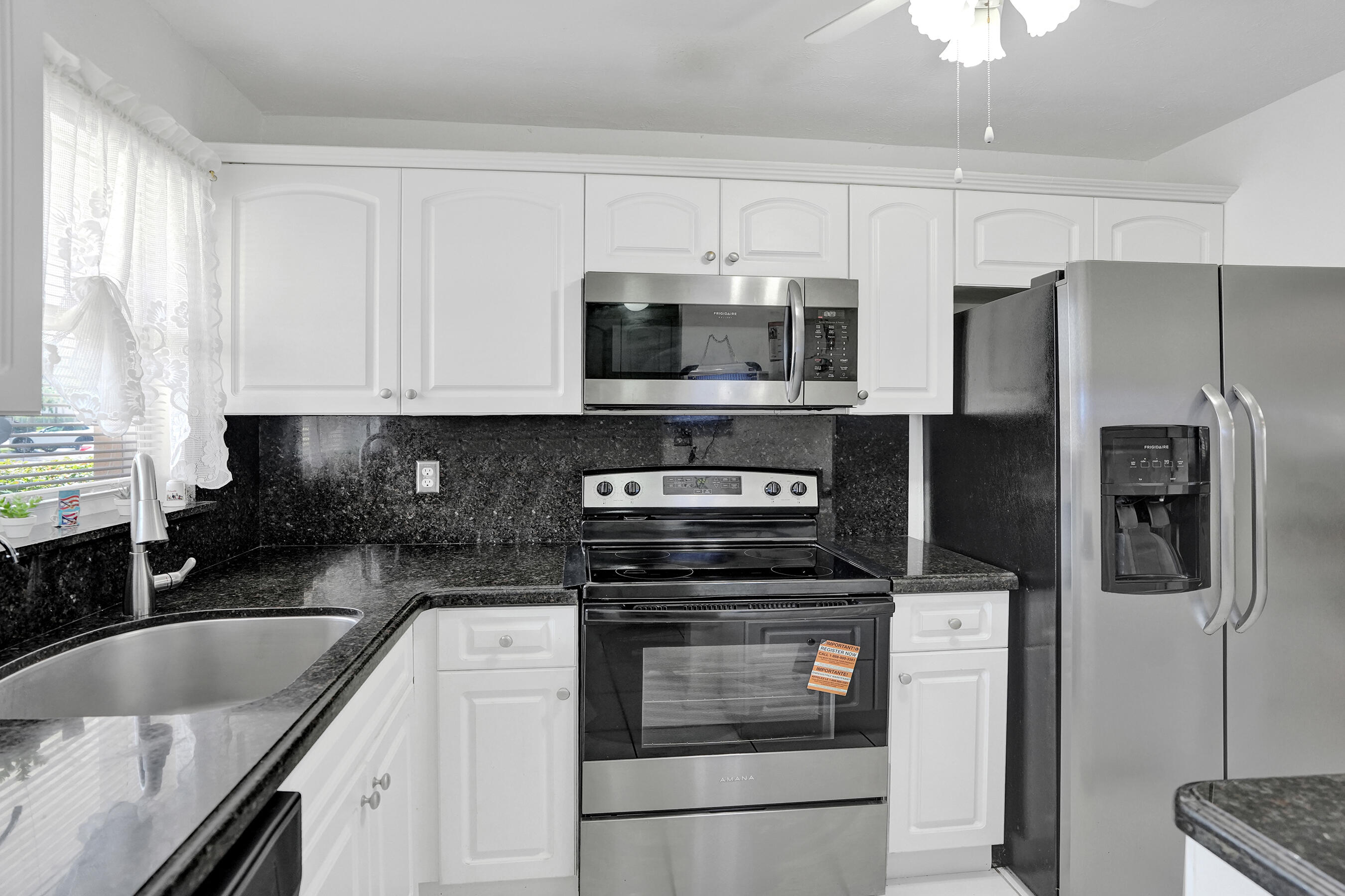2651 Sunrise Lakes Drive E # 104, Sunrise FL 33322