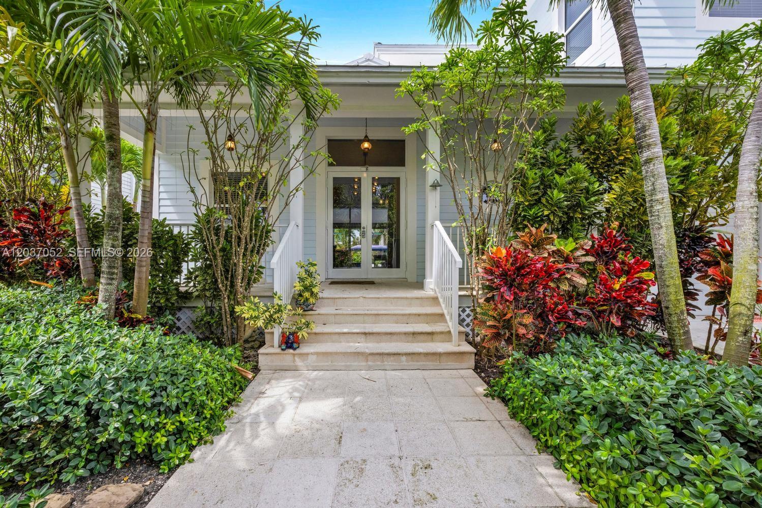 1074 NE Little River Dr, Miami FL 33138
